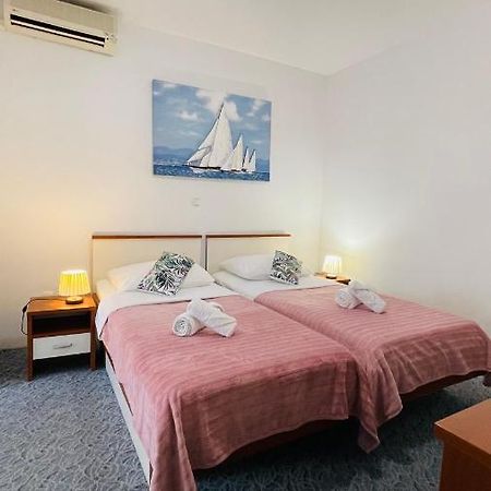 Apartmens And Rooms Madunic V Split Luaran gambar