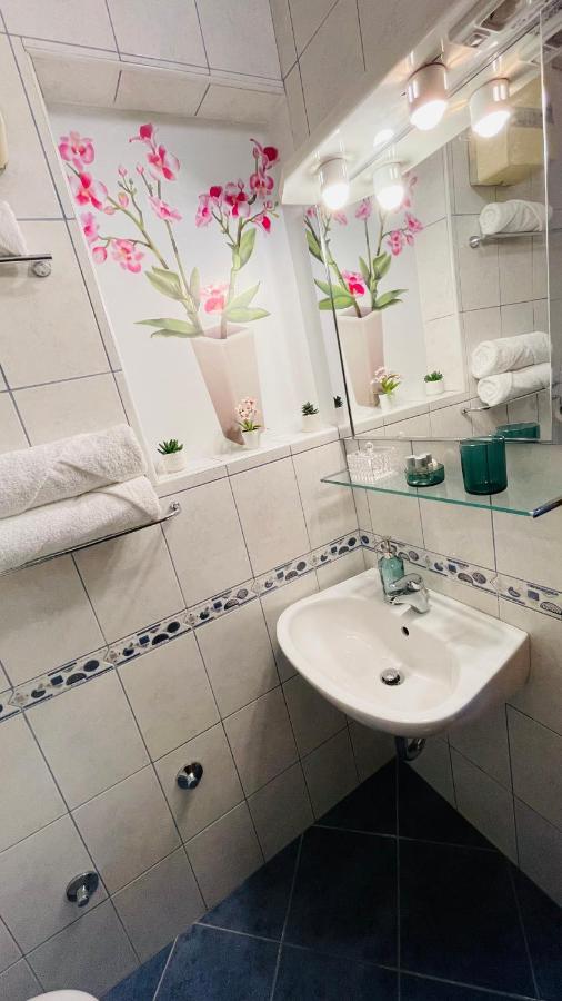 Apartmens And Rooms Madunic V Split Luaran gambar