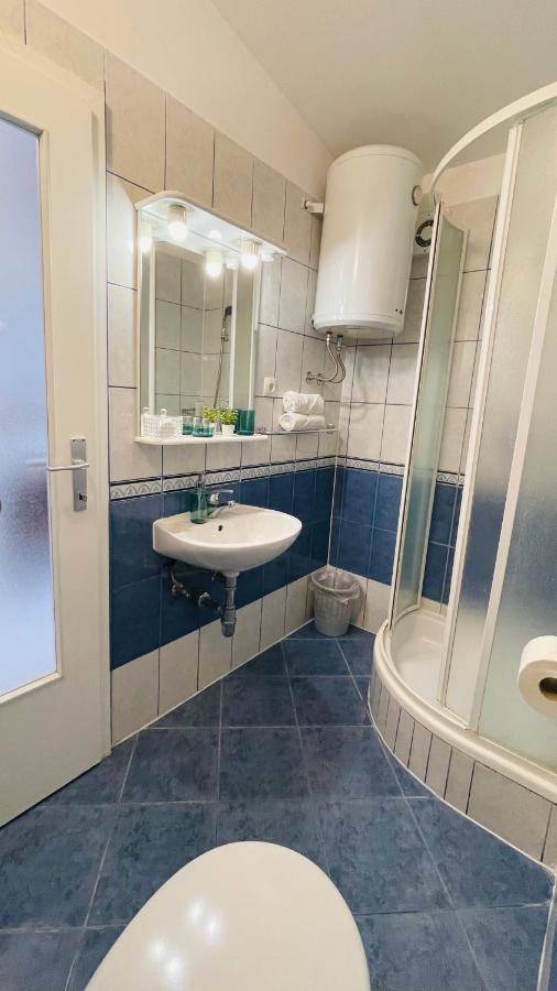 Apartmens And Rooms Madunic V Split Luaran gambar