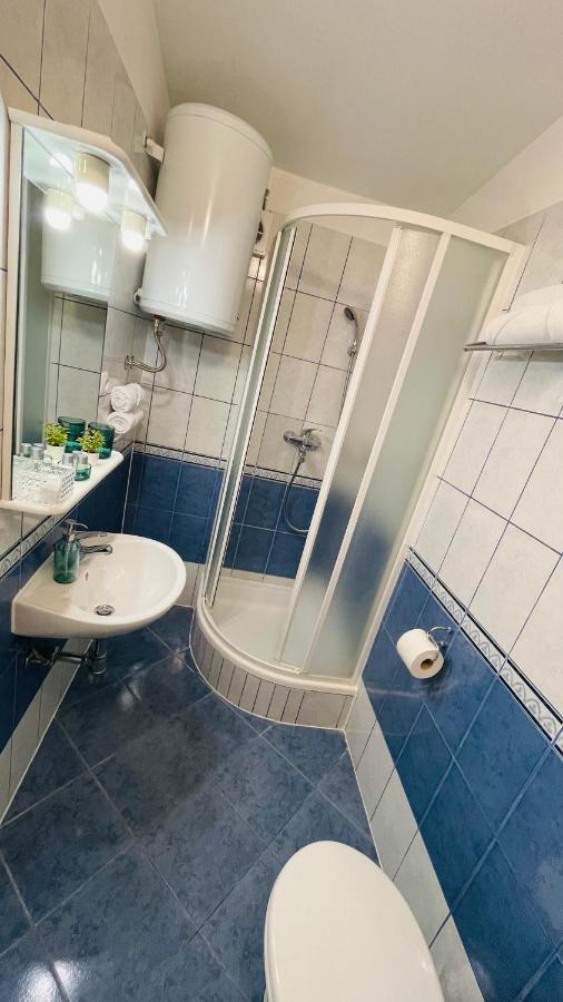 Apartmens And Rooms Madunic V Split Luaran gambar