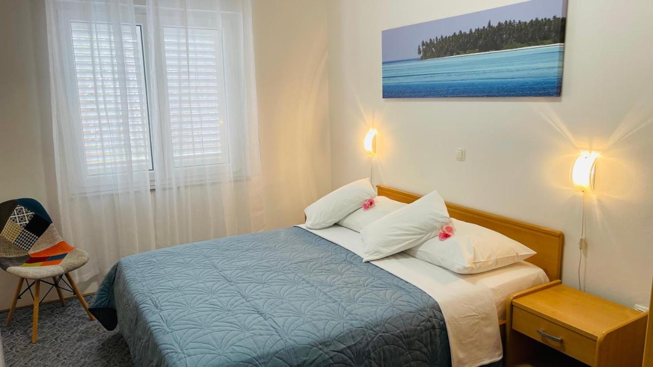 Apartmens And Rooms Madunic V Split Luaran gambar