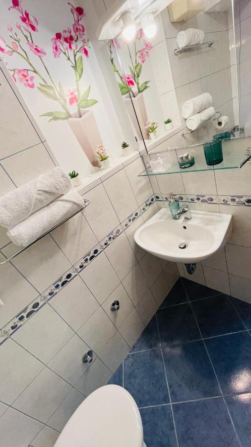 Apartmens And Rooms Madunic V Split Luaran gambar