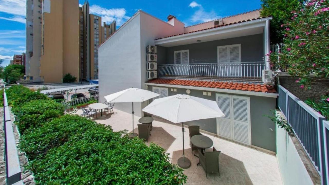 Apartmens And Rooms Madunic V Split Luaran gambar